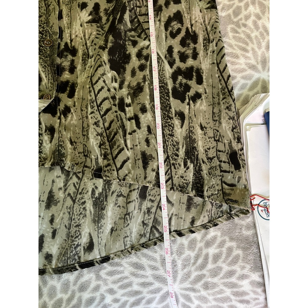 Edge Animal Print Button Down sz Small Olive Green Black High Low Blouse Office - Picture 6 of 7